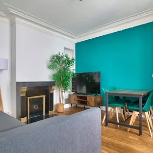 Apartment 1 Bedroom Notre Dame De Monge, Paris